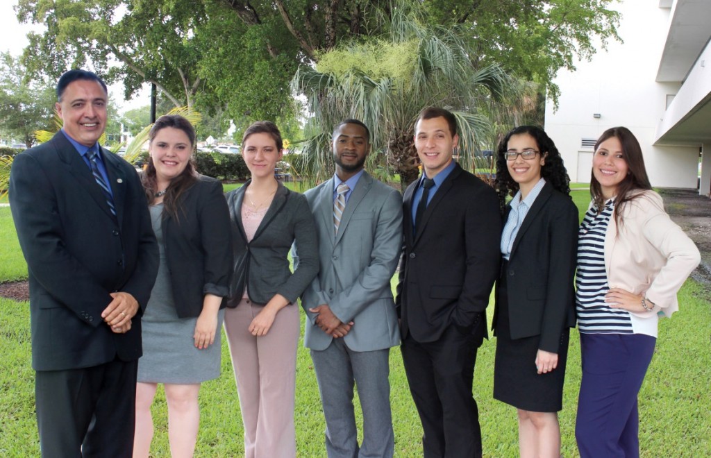 DOE Fellows Summer 2013 Interns with Program Director, Dr. Lagos