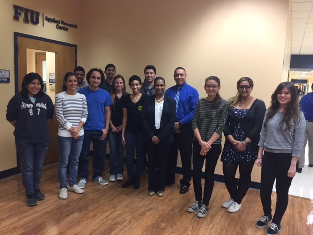 Ms. Vivian Cato from SRNL visits FIU-ARC