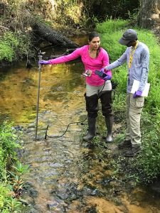 Dr. Mahmoudi, Post-Doc Associate & Ron Hariprashad, #DOEFellow, @SRSNews conducting fieldwork with Savannah River Ecology Lab reseach team